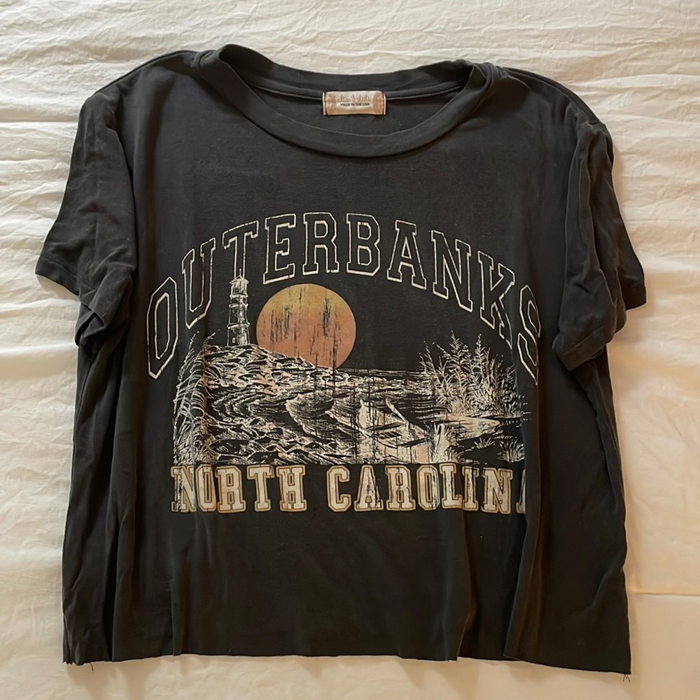 outer brands cropped tee